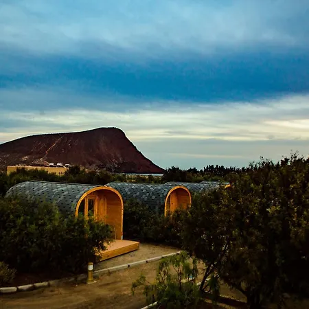 Lodge Eco-wooden Montana Roja El Medano (Tenerife)